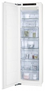 AEG AGN 71800 F0 Refrigerator larawan, katangian