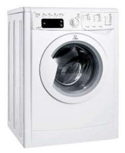 Indesit IWE 71082 Máquina de lavar Foto, características