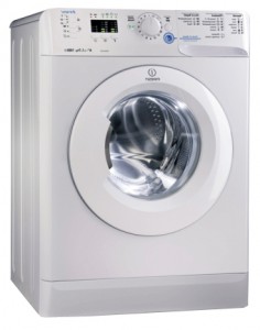 Indesit XWSA 61051 WWG 洗衣机 照片, 特点